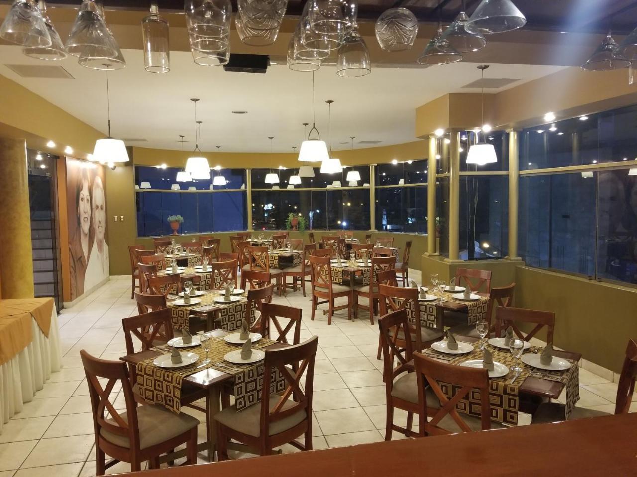 Hotel El Brujo La Merced Τρουχίλο Εξωτερικό φωτογραφία