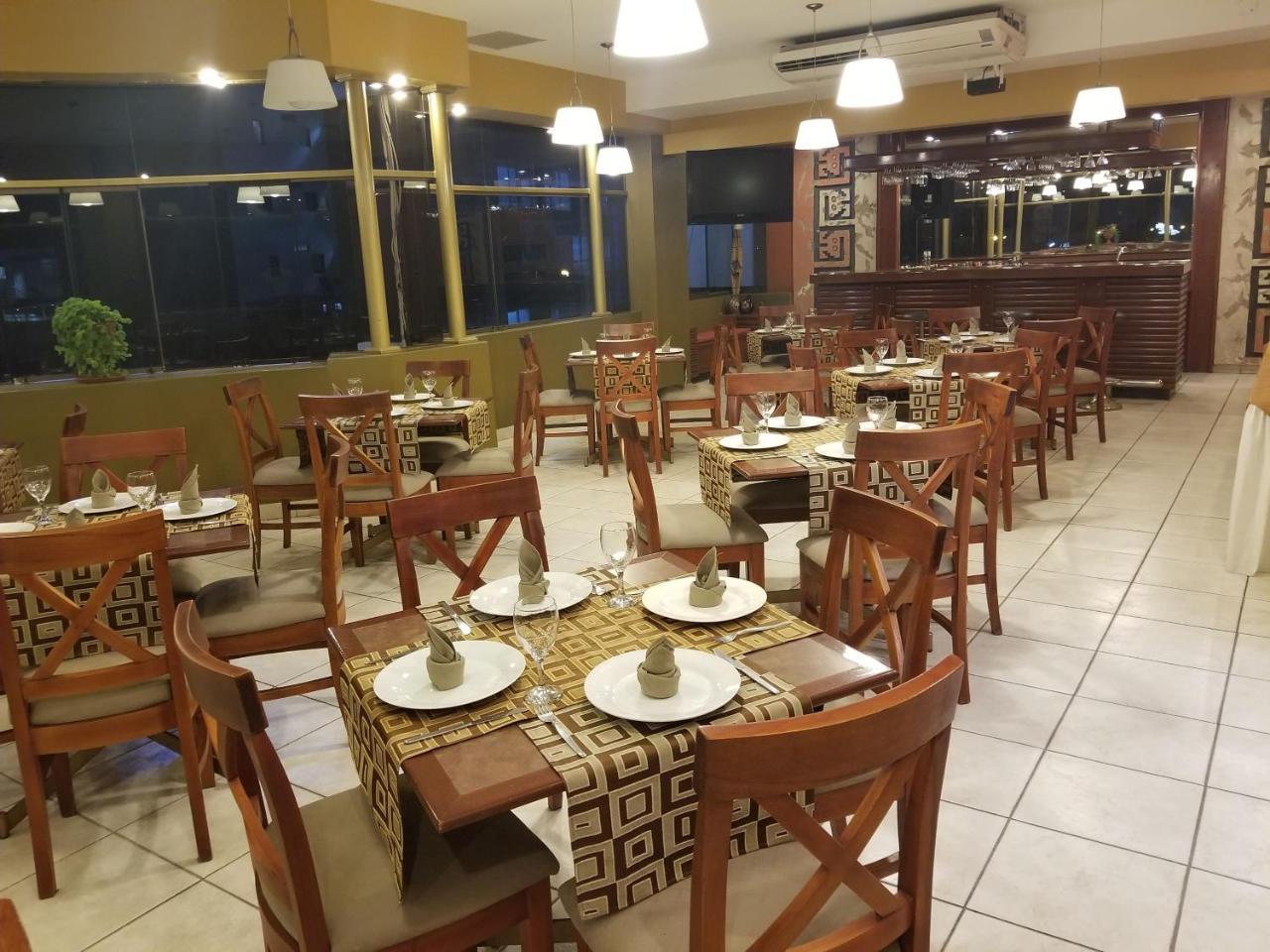 Hotel El Brujo La Merced Τρουχίλο Εξωτερικό φωτογραφία